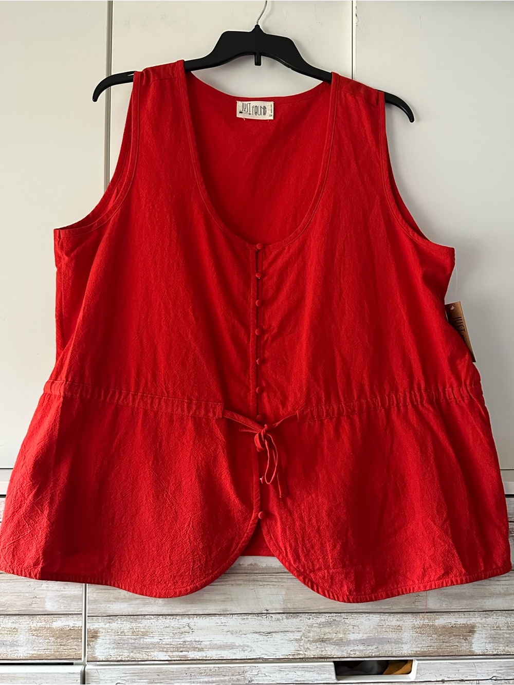🔴 Just Found Women’s Red Button Front Drawstring Vest Top 3X NWT